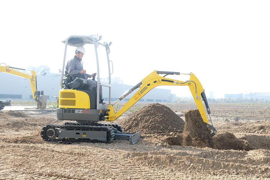 Tracked zero tail excavators  EZ20